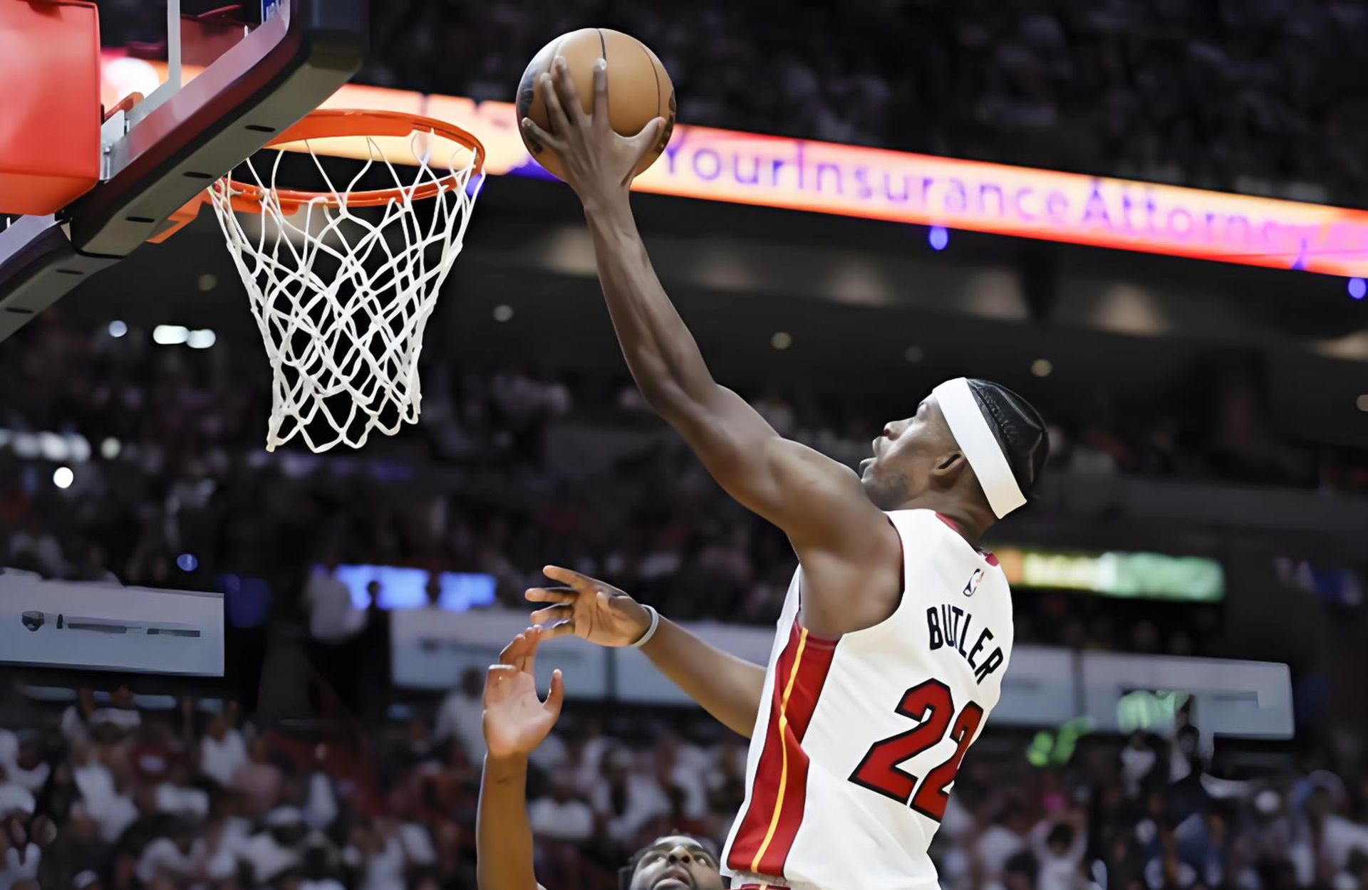 TianBo Sports巴特勒在尤文图斯比赛中挺进下一轮，战术调整引发热议！的简单介绍